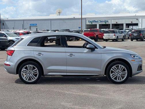 2018 Audi Q5 2.0T Premium Plus