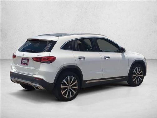 Polar White 2022 Mercedes-Benz GLA 250 4MATIC