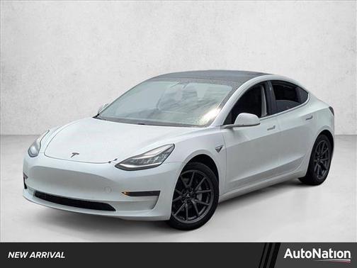 2020 Tesla Model 3 Standard Range Plus