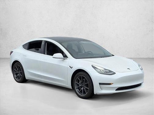 2020 Tesla Model 3 Standard Range Plus