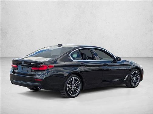 2021 BMW 540 540i