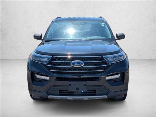AGATE BLACK METALLIC 2023 Ford Explorer XLT