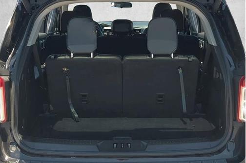 AGATE BLACK METALLIC 2023 Ford Explorer XLT