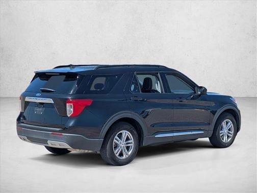 AGATE BLACK METALLIC 2023 Ford Explorer XLT