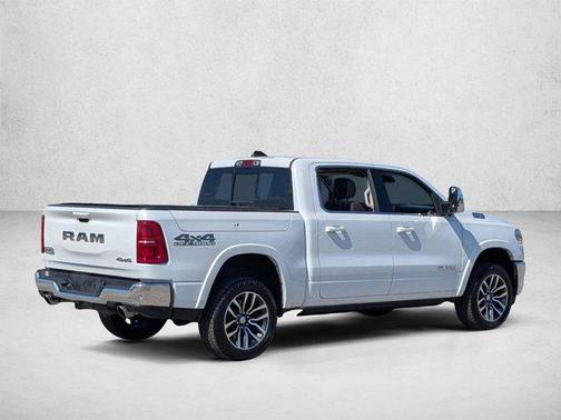 Ivory White Tri-Coat Pearlcoat 2025 RAM 1500 Longhorn