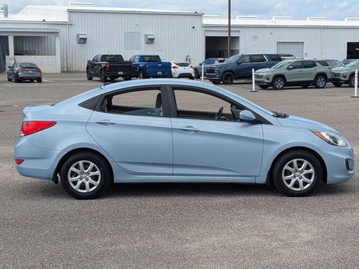 2014 Hyundai Accent GLS