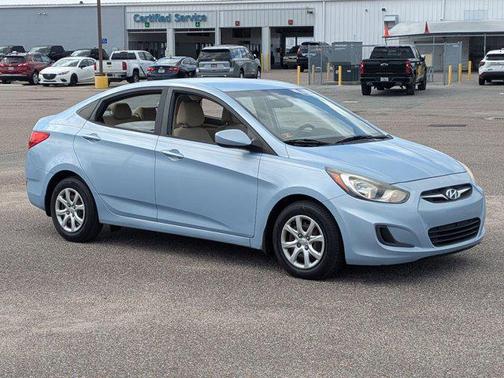 2014 Hyundai Accent GLS