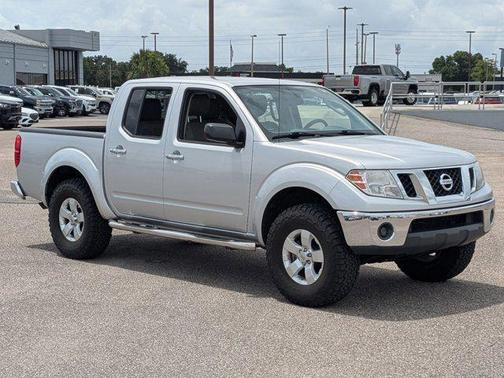 Radiant Silver 2010 Nissan Frontier SE