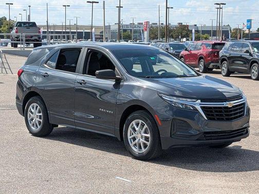 2022 Chevrolet Equinox LS
