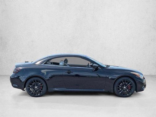 Black Obsidian 2014 INFINITI Q60 Base