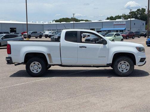 Summit White 2016 Chevrolet Colorado WT