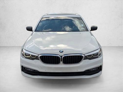 2017 BMW 530 530i