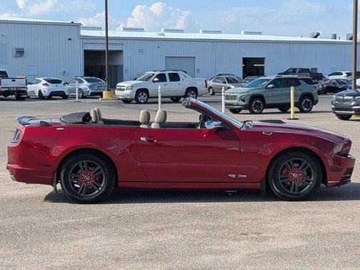 2014 Ford Mustang V6