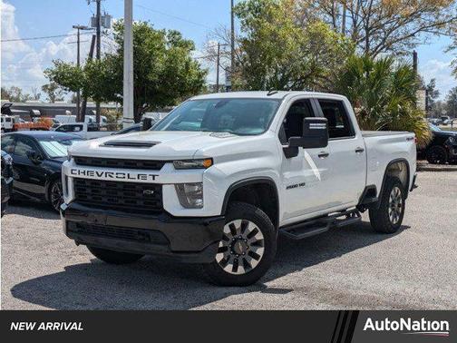 Summit White 2023 Chevrolet Silverado 2500 Custom