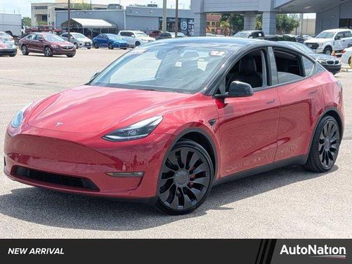 Red Multi-Coat 2022 Tesla Model Y Performance Dual Motor All-Wheel Drive