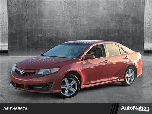 2014 Toyota Camry SE