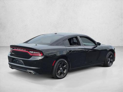 Pitch Black Clearcoat 2022 Dodge Charger SXT