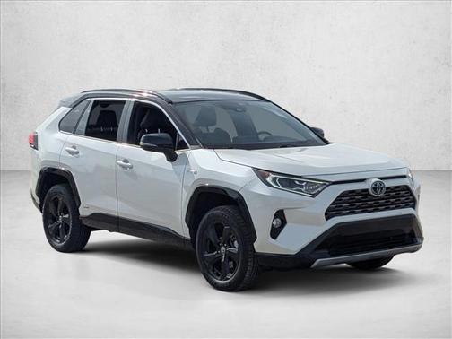 2021 Toyota RAV4 Hybrid SE