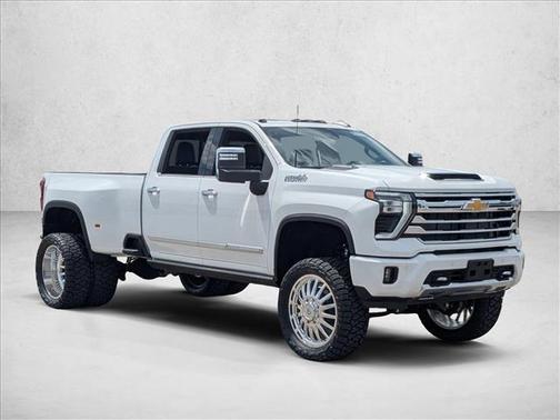 Summit White 2026 Chevrolet Silverado 3500 High Country