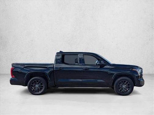 2022 Toyota Tundra Platinum