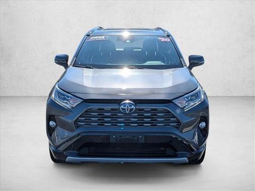 2020 Toyota RAV4 Hybrid SE