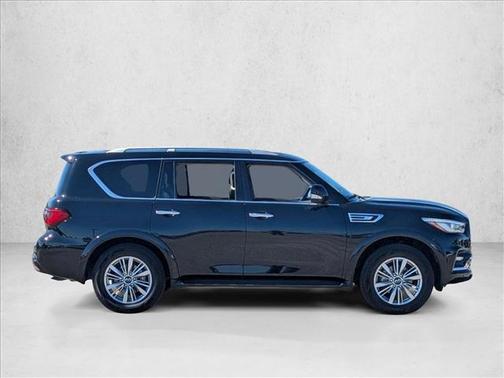 2021 INFINITI QX80 Luxe