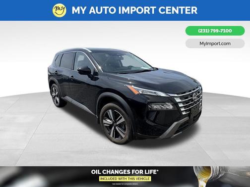 Super Black 2024 Nissan Rogue SL