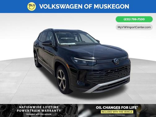 Deep Black Pearl 2026 Volkswagen Tiguan 2.0T SE 4MOTION