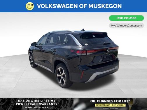 Deep Black Pearl 2026 Volkswagen Tiguan 2.0T SE 4MOTION