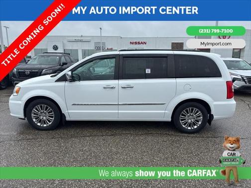 2016 Chrysler Town & Country Touring-L