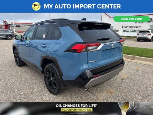 2024 Toyota RAV4 Hybrid SE