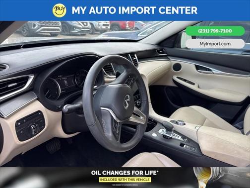 2022 INFINITI QX50 LUXE