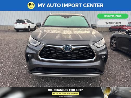 2021 Toyota Highlander Hybrid Platinum