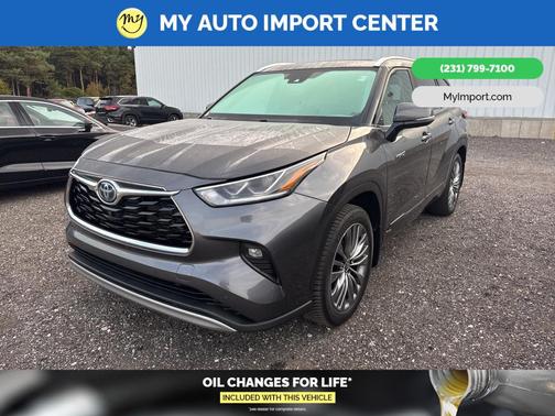 2021 Toyota Highlander Hybrid Platinum