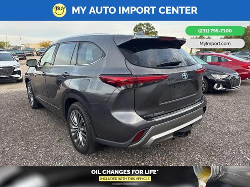 2021 Toyota Highlander Hybrid Platinum