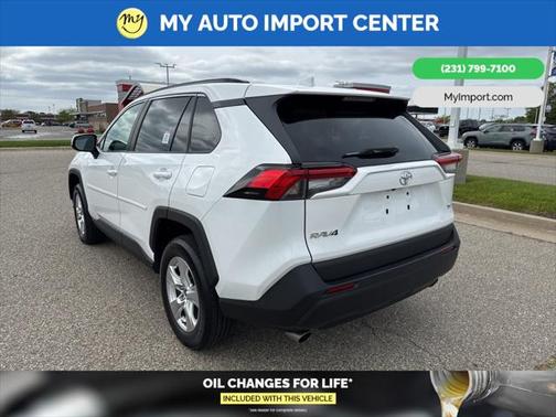 2021 Toyota RAV4 XLE