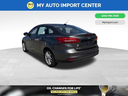 Magnetic 2017 Ford Focus SE