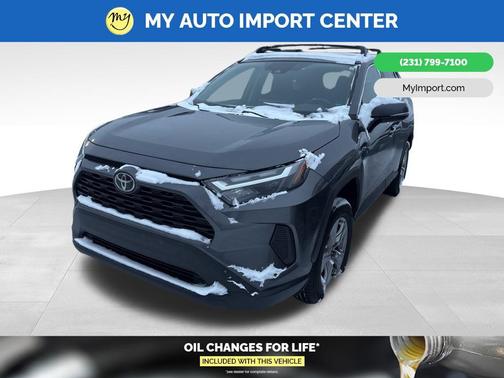 2022 Toyota RAV4 XLE