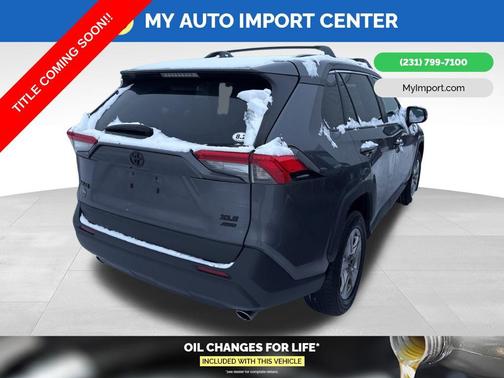 2022 Toyota RAV4 XLE