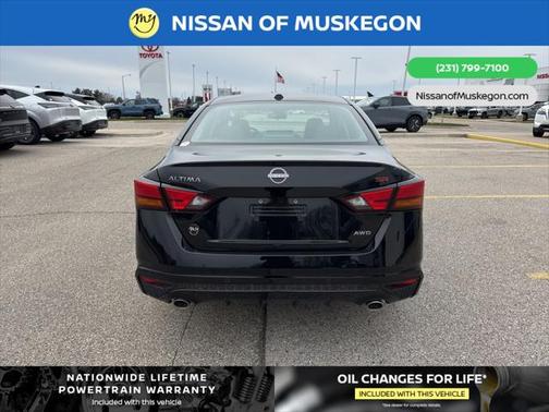 2025 Nissan Altima 2.5 SR