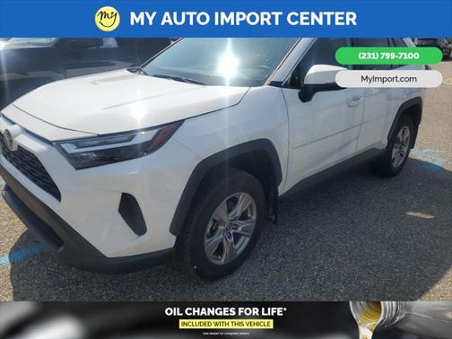 2023 Toyota RAV4 XLE