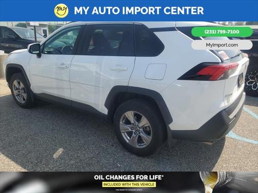 2023 Toyota RAV4 XLE