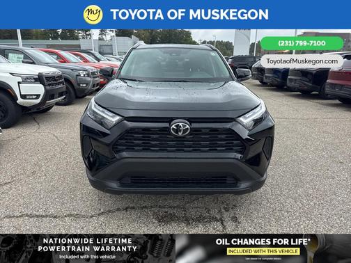 2025 Toyota RAV4 XLE