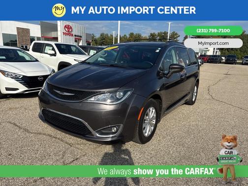 2017 Chrysler Pacifica Touring-L