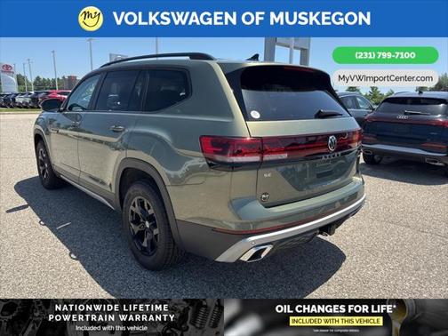 2025 Volkswagen Atlas 2.0T SE