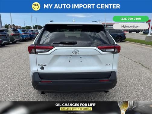 2023 Toyota RAV4 XLE Premium