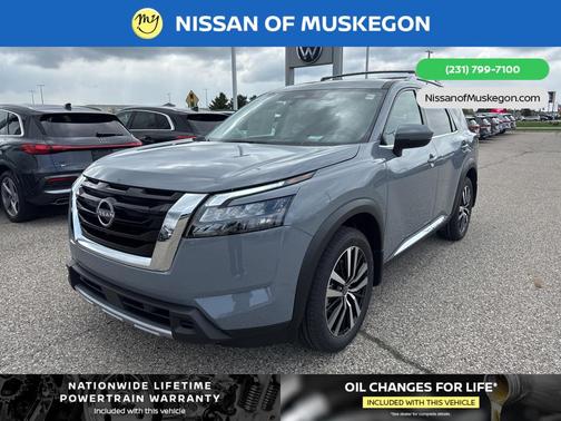 2025 Nissan Pathfinder Platinum 4WD