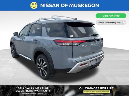 2025 Nissan Pathfinder Platinum