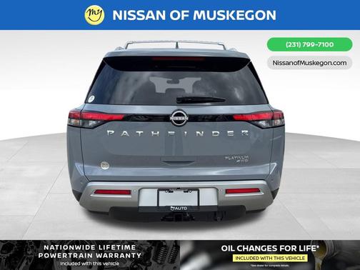 2025 Nissan Pathfinder Platinum