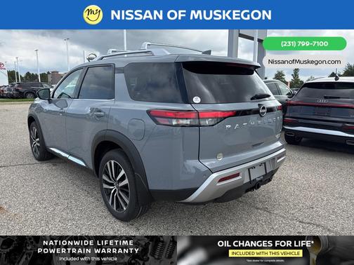 2025 Nissan Pathfinder Platinum 4WD